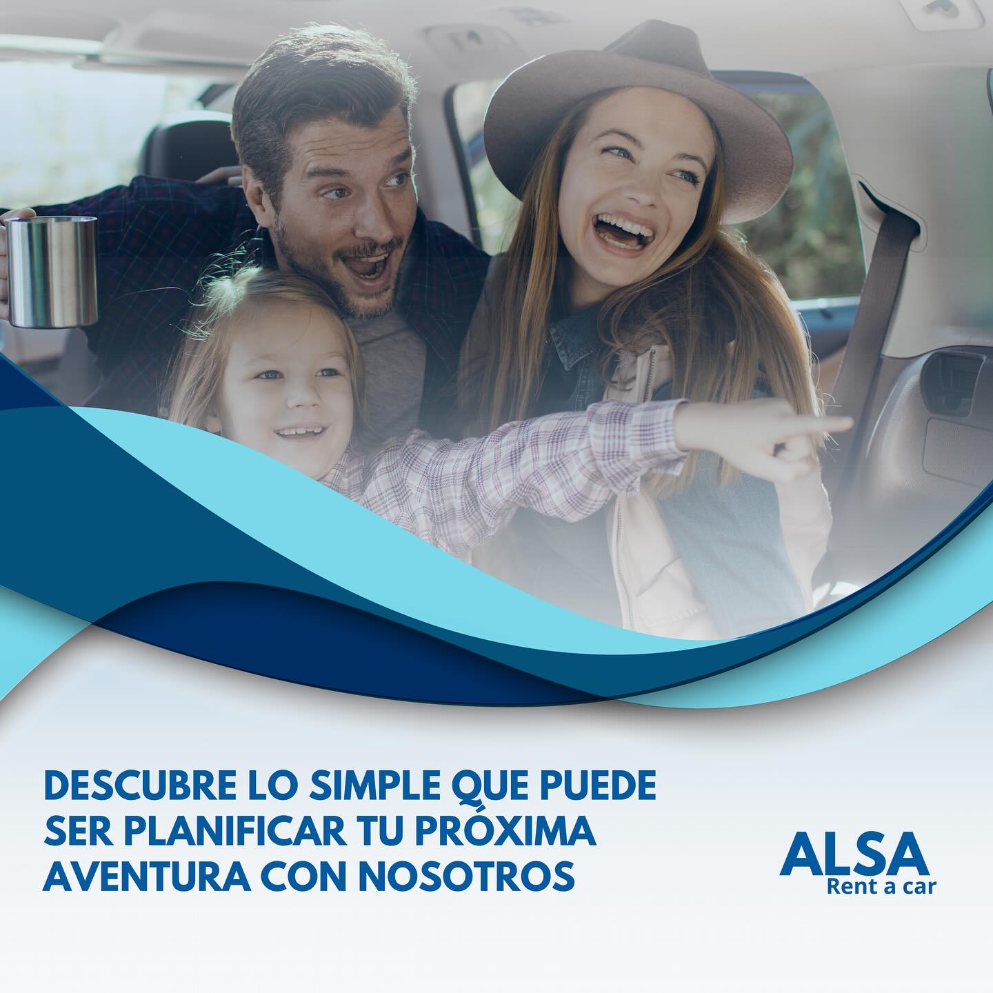 ¿Ofrecen servicios adicionales como GPS o sillas para niños?