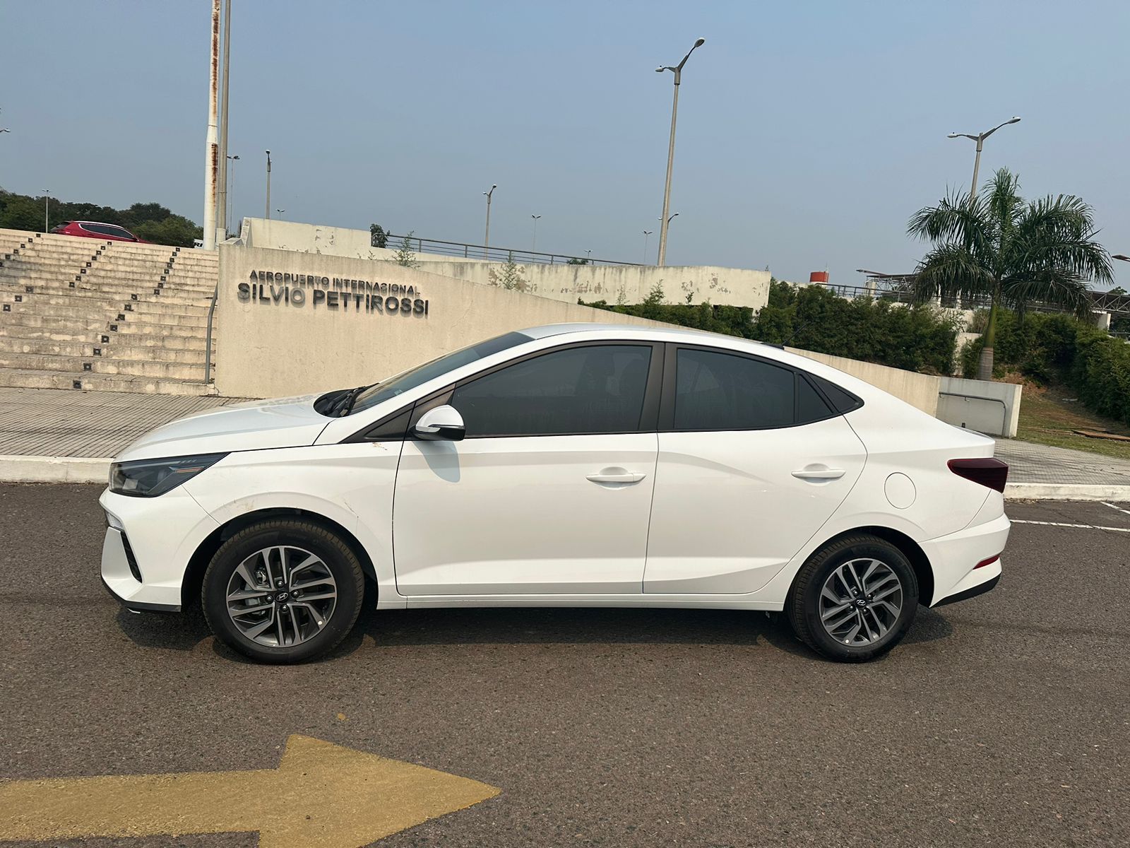 Alquile el Hyundai HB20 Autom?tico 2025