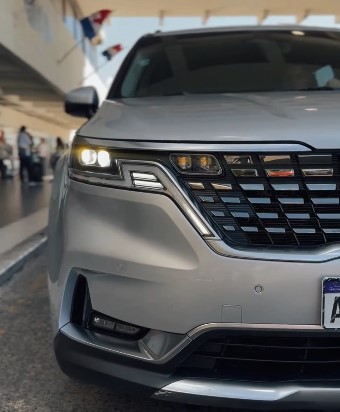 Video Kia Carnival